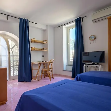 Casa de Férias Delle Giuggiole Capri